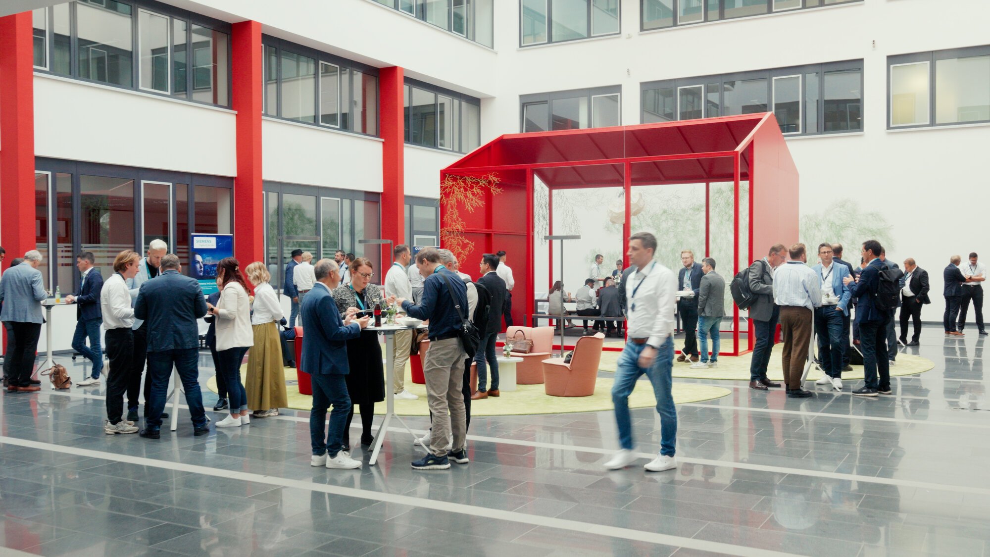 Teaserbild zum Testimonial-Video des IT/OT Summit